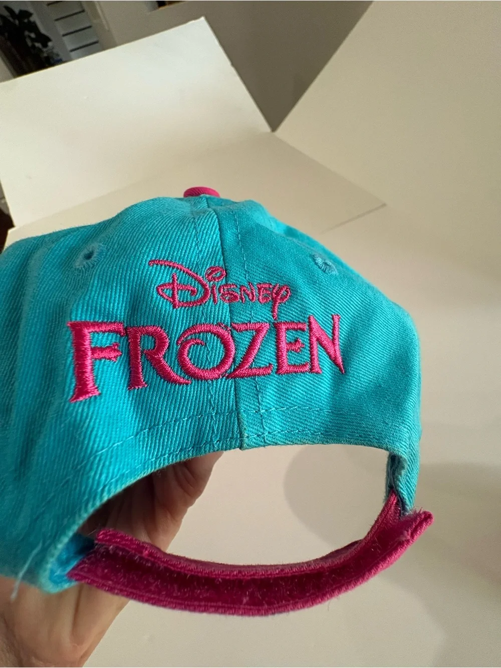 Disney Frozen women's Anna & Elsa Turquoise Baseball Cap, adjustable